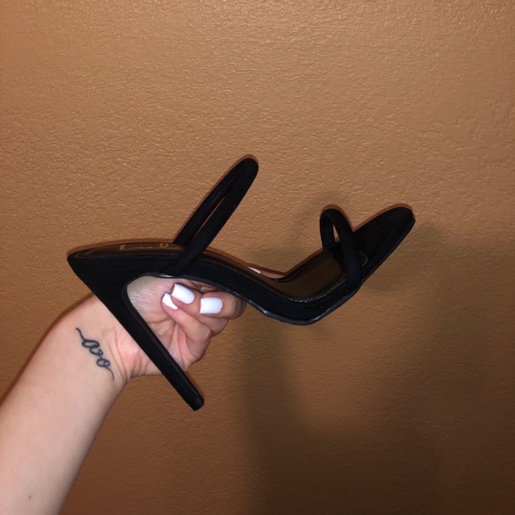 Cute Black Heels - Picture 3 of 5